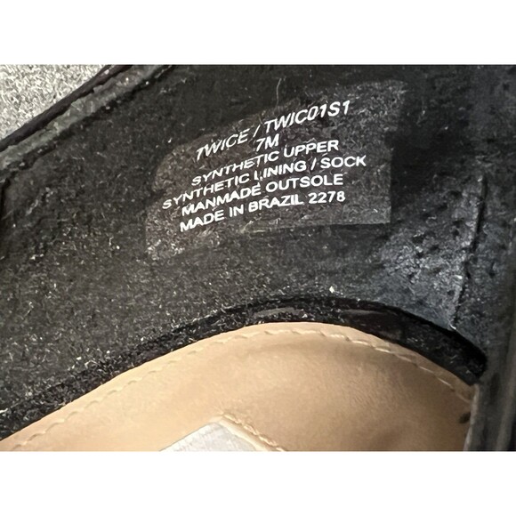 Steve Madden Twice Size 7 Mary Janes Pumps Black Patent Block Heels Platforms - Picture 10 of 12